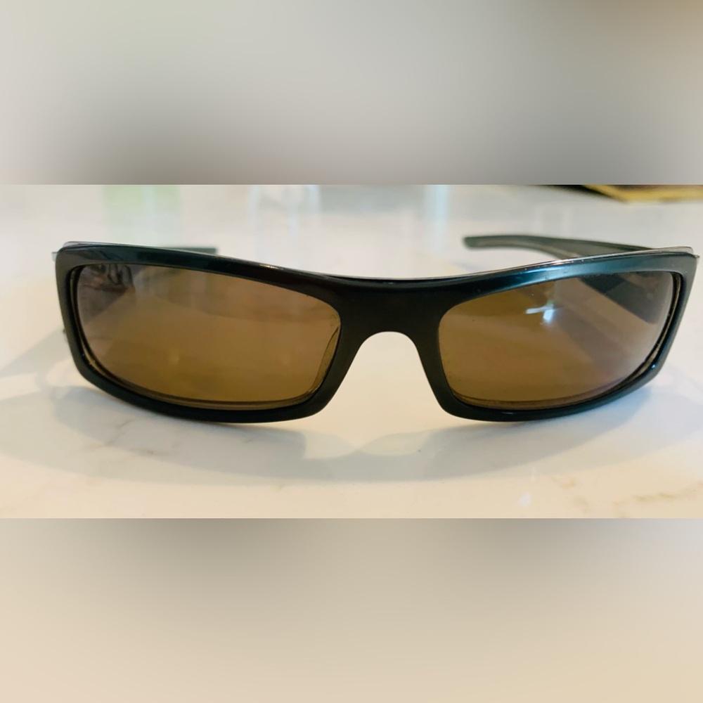 Burberry Sunglasses in Olive Green - Picture 3 of 9